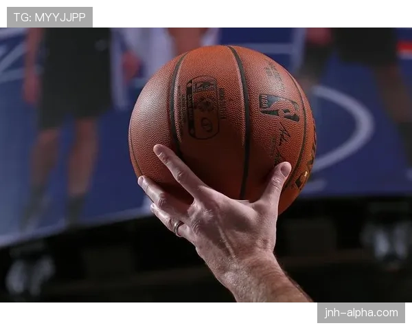 一次讲清限制区规则：NBA和FIBA三大不同之处！