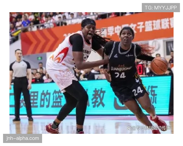 篮球防守规则深度解析:防守犯规与违例的判定标准 篮球防守规则深度解析:防守犯规与违例的判定标准